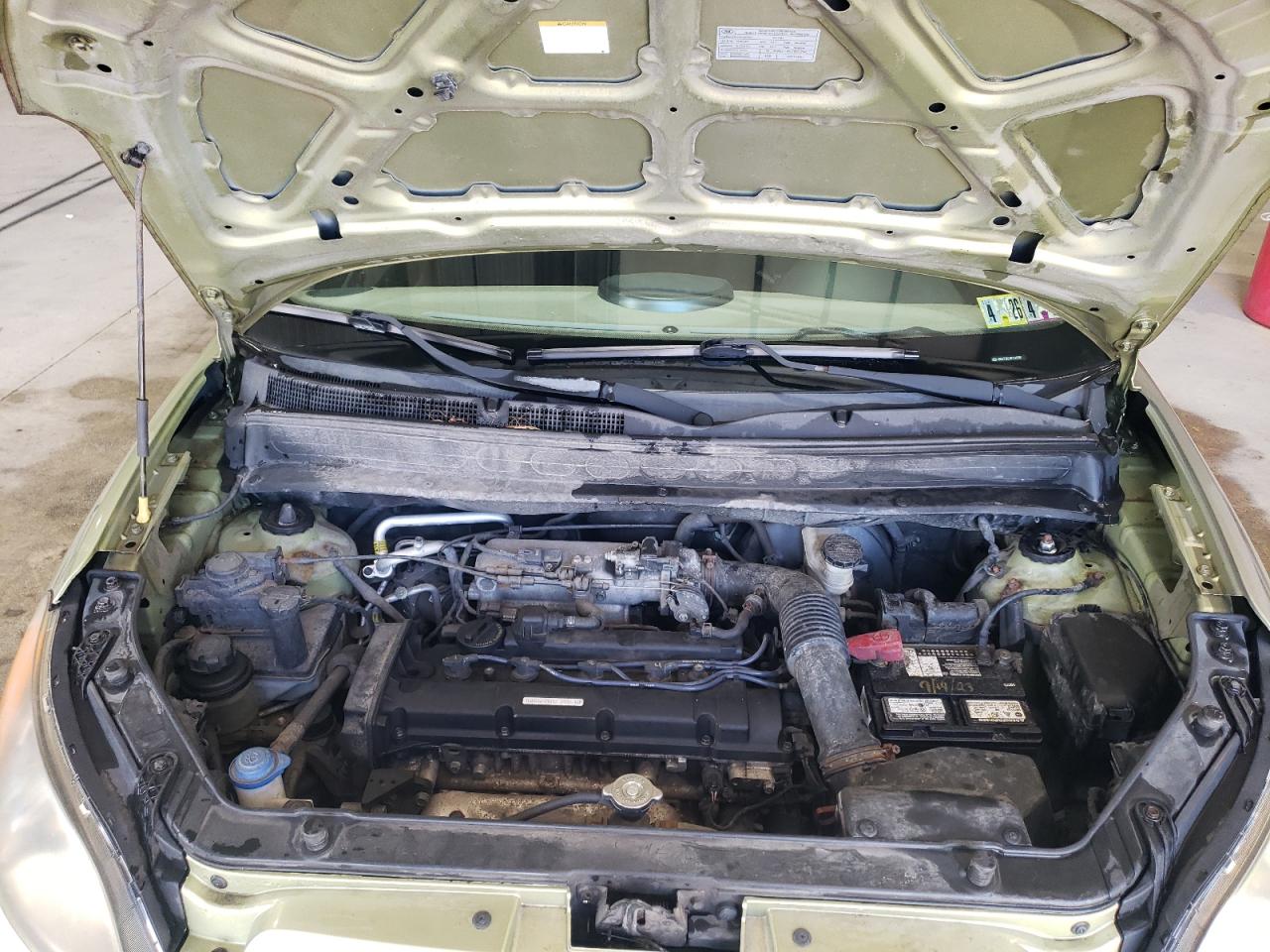 2011 Kia Soul + VIN: KNDJT2A24B7240380 Lot: 84935415