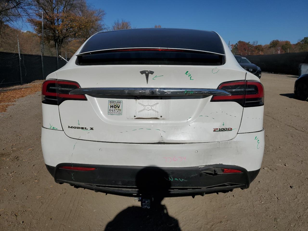 2018 Tesla Model X VIN: 5YJXCBE4XJF085834 Lot: 90055105