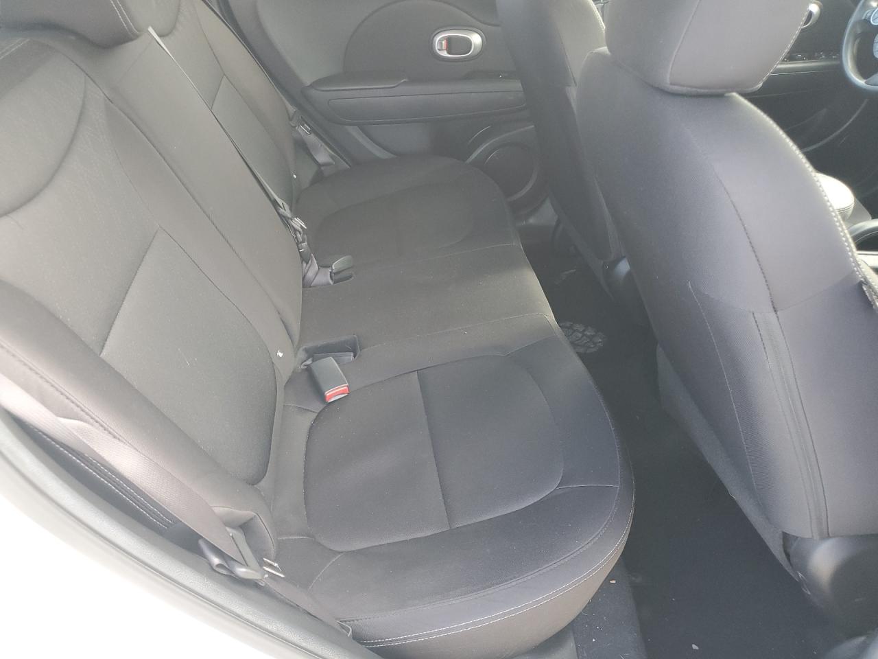 2015 Kia Soul VIN: KNDJN2A26F7228084 Lot: 84985095