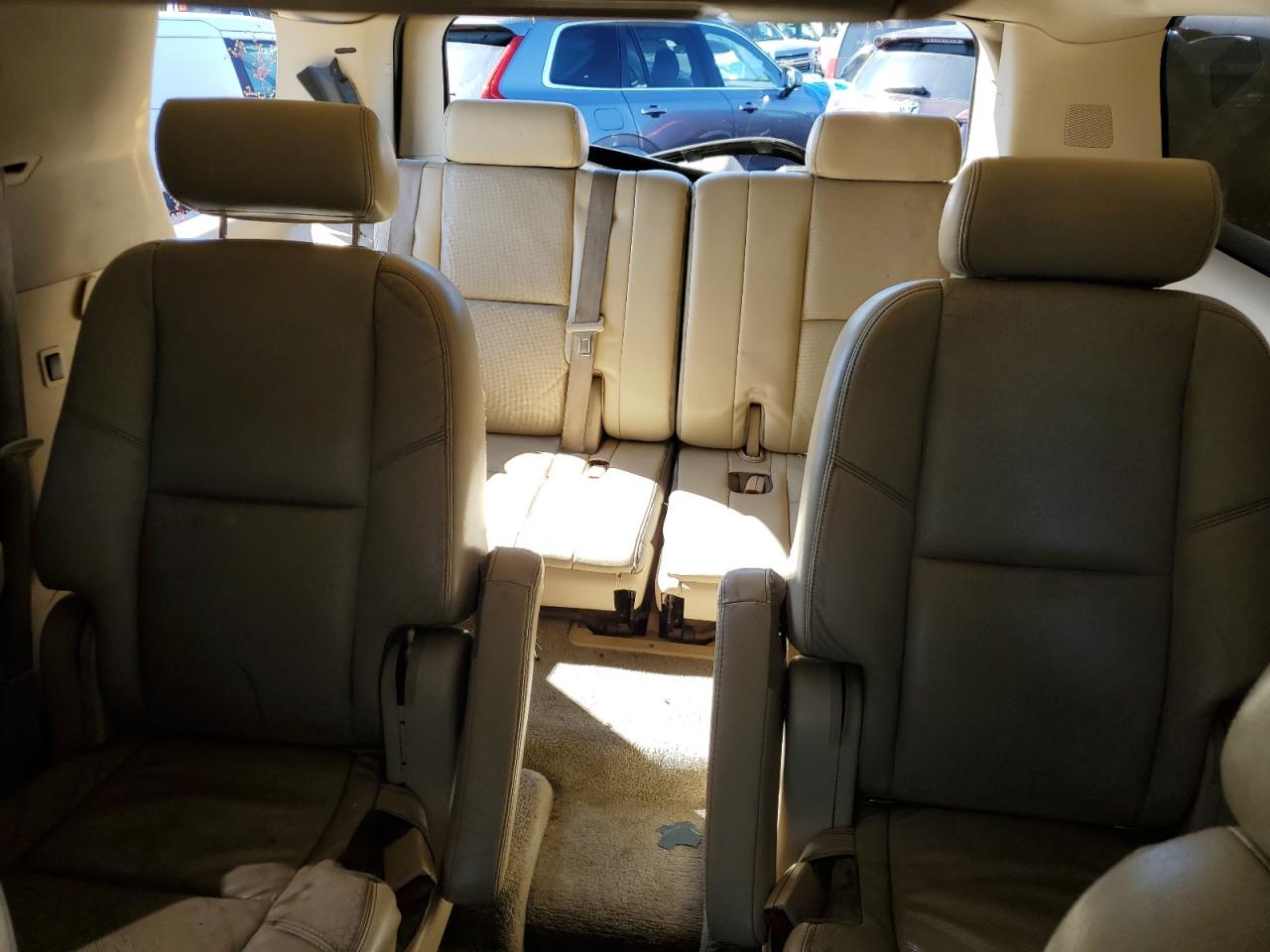 2008 Cadillac Escalade Luxury VIN: 1GYFK63868R236372 Lot: 82259455