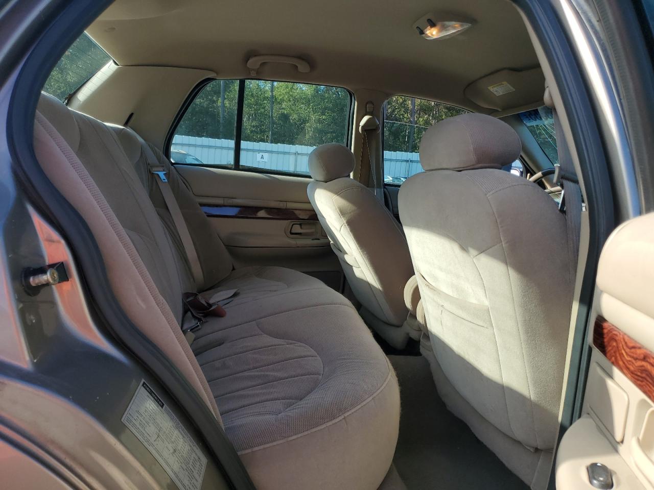 2001 Mercury Grand Marquis Gs VIN: 2MEFM74W81X601390 Lot: 82265355