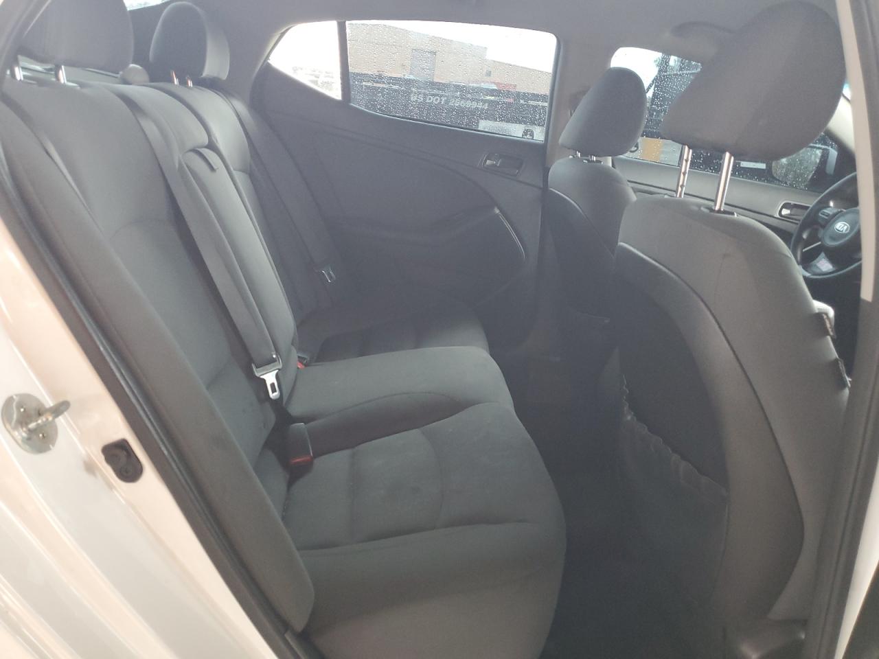 2015 Kia Optima Lx VIN: 5XXGM4A75FG410130 Lot: 82767275