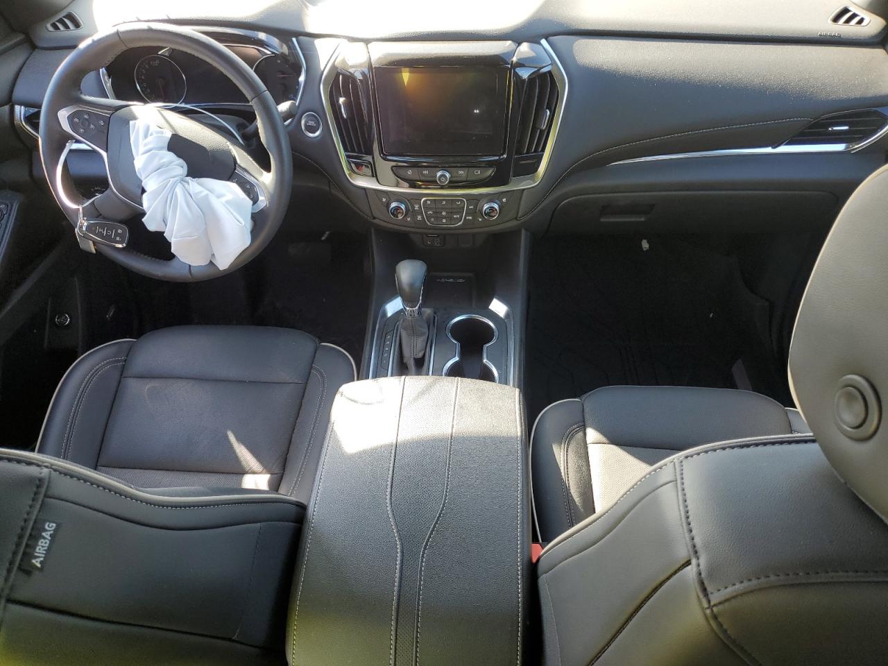 2022 Chevrolet Traverse Premier VIN: 1GNEVKKW2NJ132898 Lot: 89561575