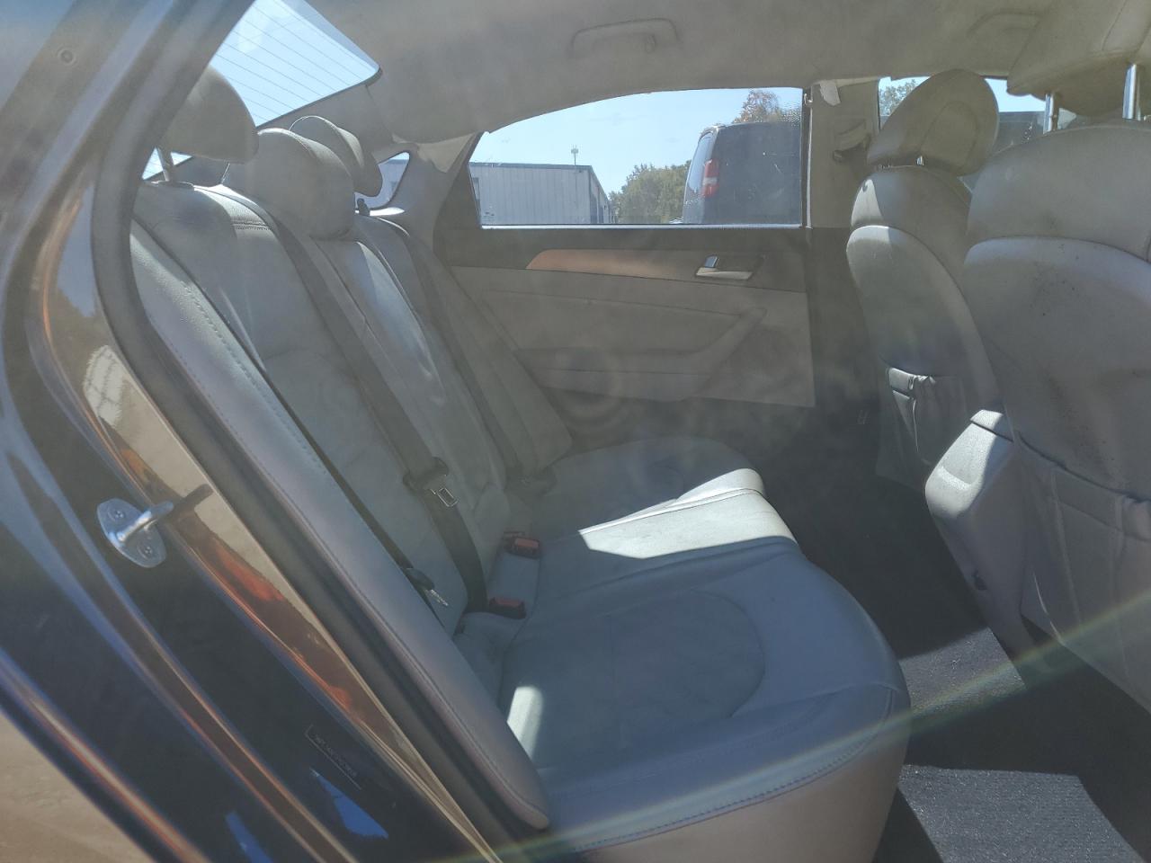 2015 Hyundai Sonata Sport VIN: 5NPE34AF1FH239608 Lot: 85780305