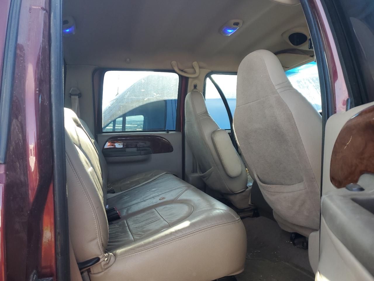 2000 Ford F250 Super Duty VIN: 1FTNW21F7YEA94525 Lot: 82131975