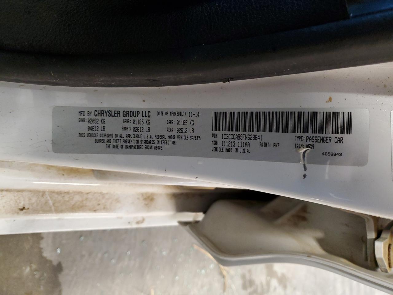 2015 Chrysler 200 Limited VIN: 1C3CCCAB9FN623641 Lot: 86260195