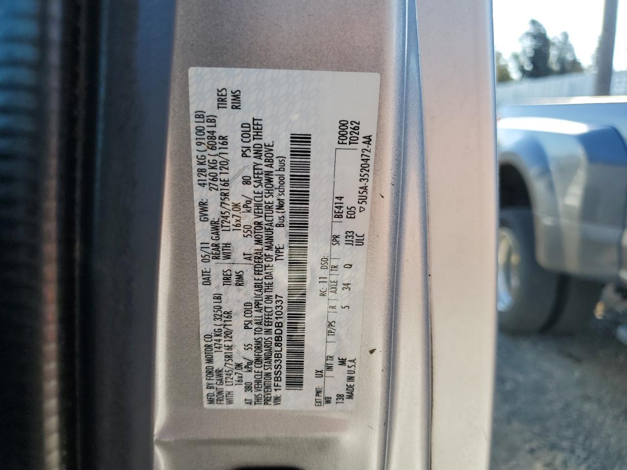 2011 Ford Econoline E350 Super Duty Wagon VIN: 1FBSS3BL8BDB10337 Lot: 81848215