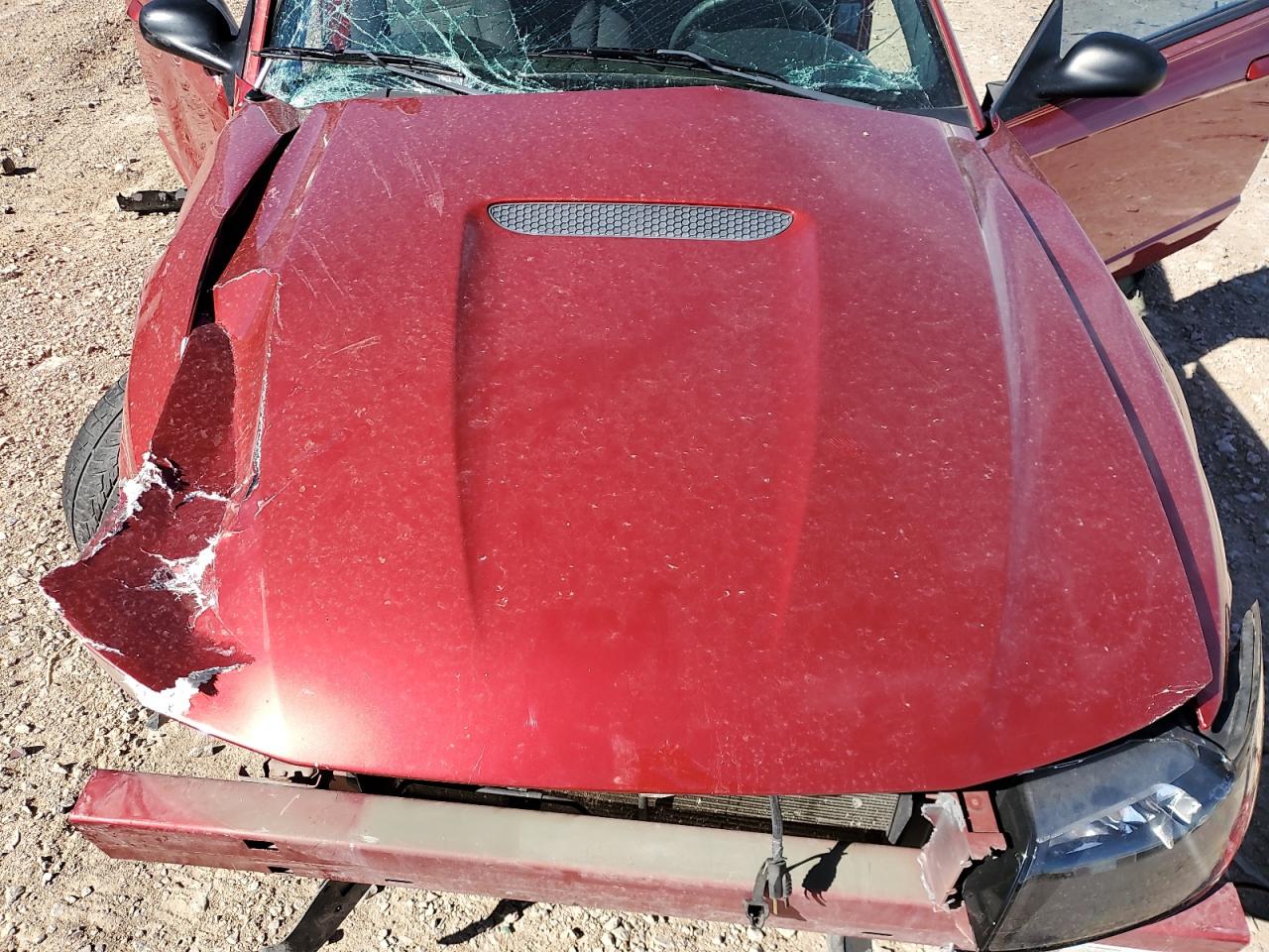 2002 Ford Mustang VIN: 1FAFP40412F146087 Lot: 82008065