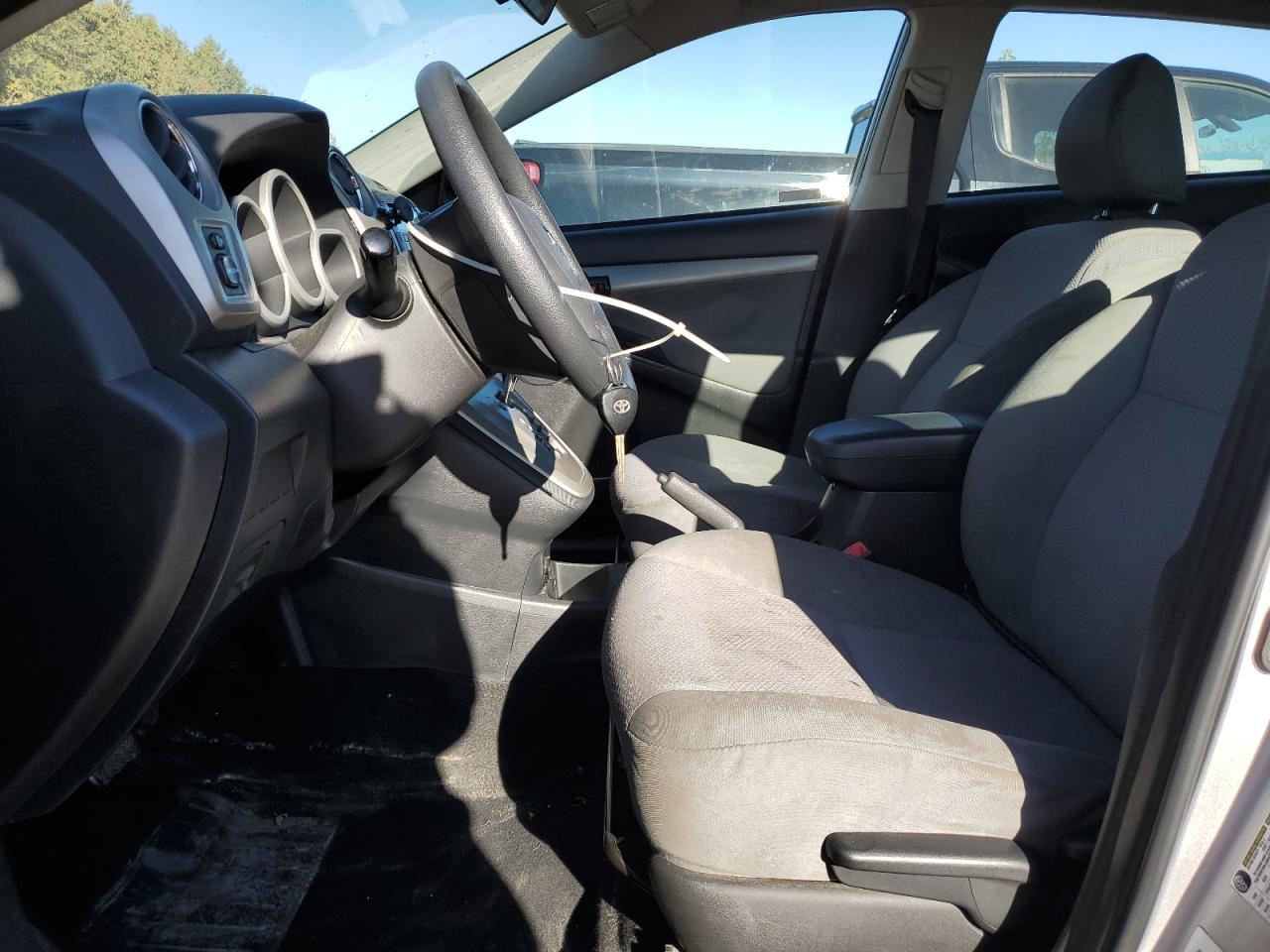 2010 Toyota Corolla Matrix VIN: 2T1KU4EE8AC221636 Lot: 89833995