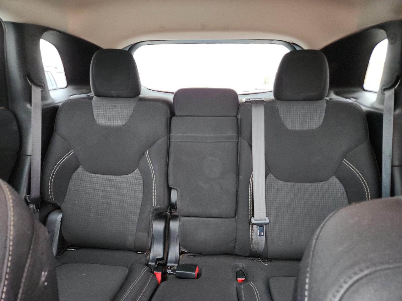 2015 Jeep Cherokee Latitude VIN: 1C4PJMCB4FW679180 Lot: 81936415