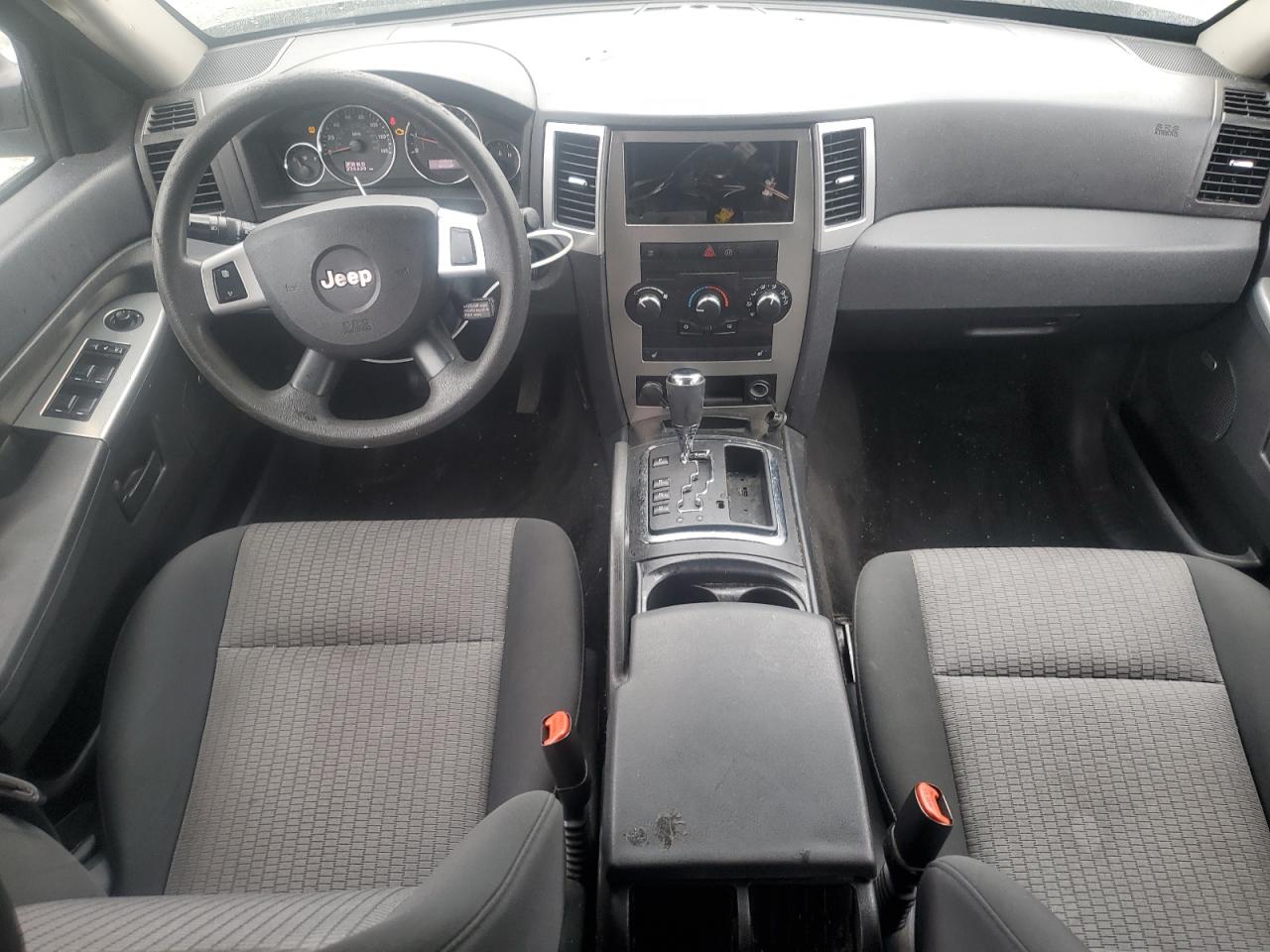 2008 Jeep Grand Cherokee Laredo VIN: 1J8GS48KX8C107968 Lot: 82685935