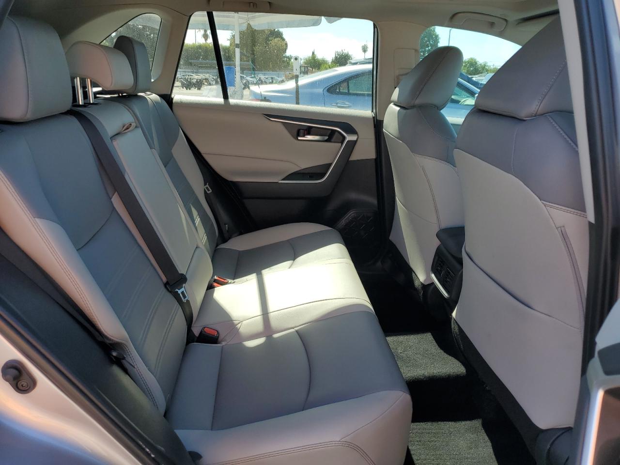 2024 Toyota Rav4 Xle Premium VIN: 2T3C1RFV7RC288336 Lot: 85744475