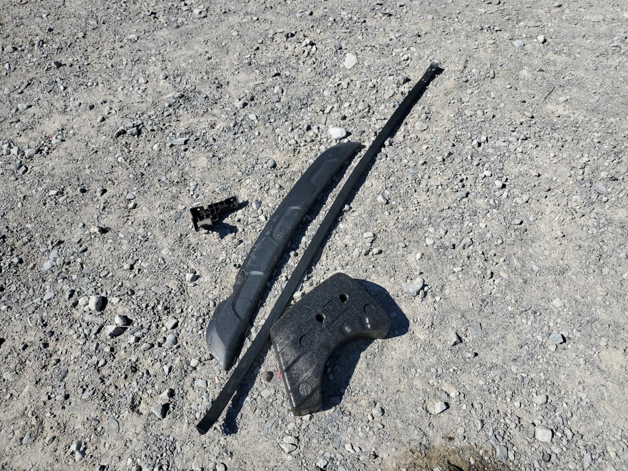 2018 Chevrolet Trax Ls VIN: KL7CJNSB4JB715484 Lot: 81967585