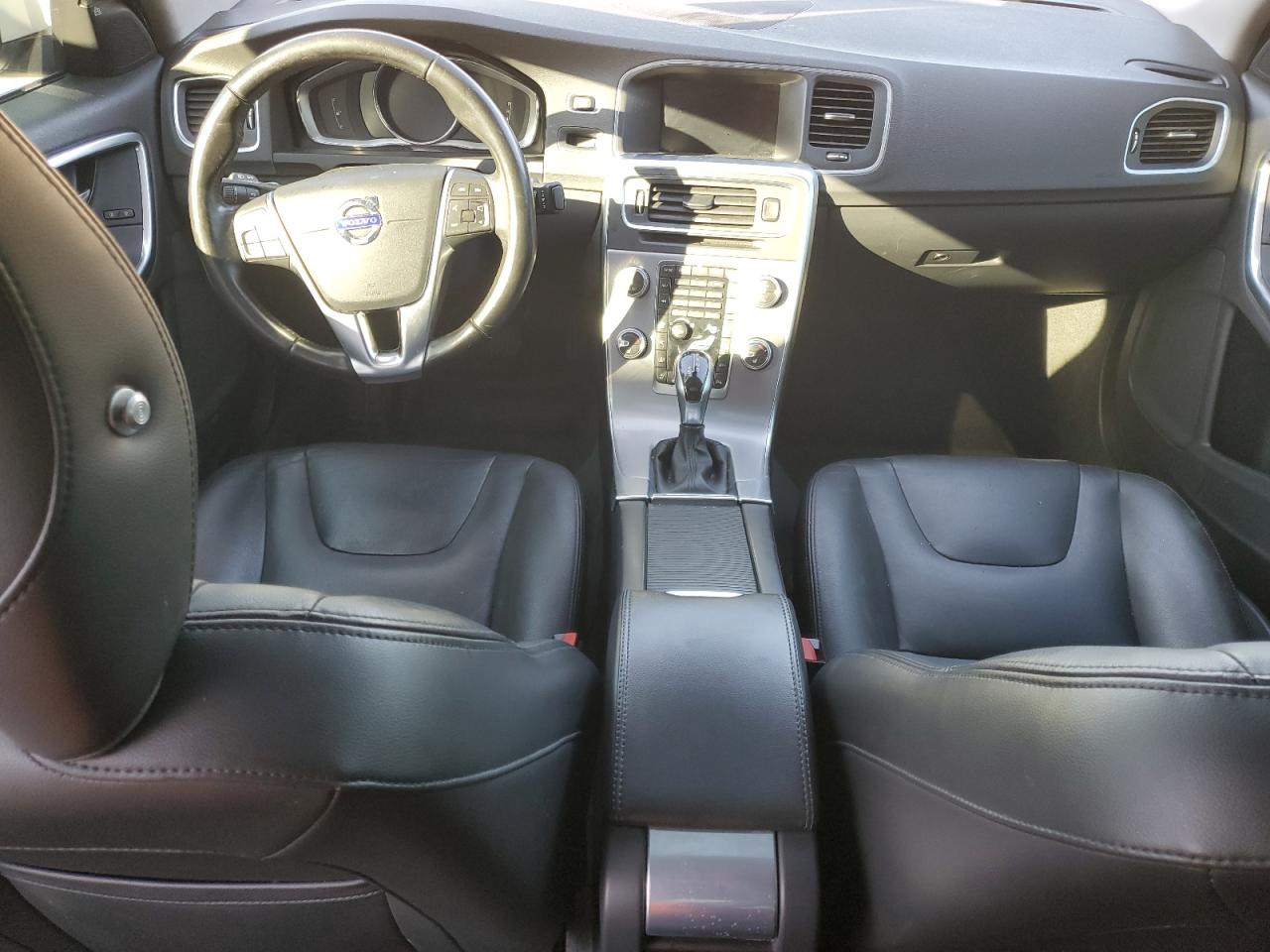 2018 Volvo S60 Premier VIN: LYV402HK9JB158036 Lot: 86092765