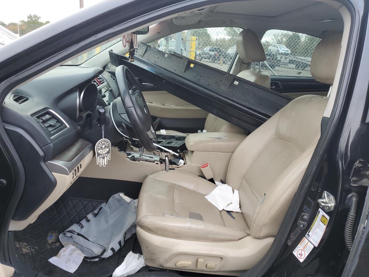 2015 Subaru Legacy 2.5I Limited VIN: 4S3BNBN68F3073157 Lot: 86450485