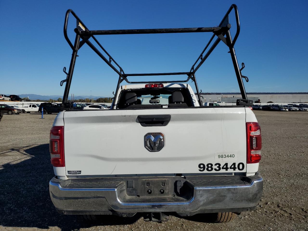 2024 Ram 2500 Tradesman VIN: 3C6UR5HJ4RG124564 Lot: 90008195