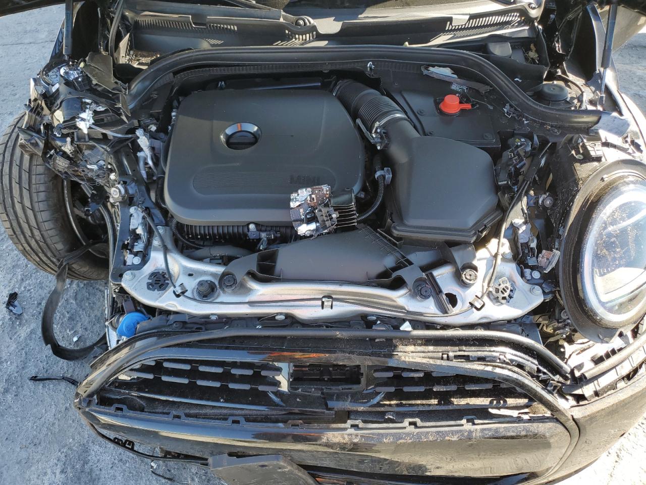 2025 Mini Cooper Base VIN: WMW13GD04S2X06990 Lot: 82754455