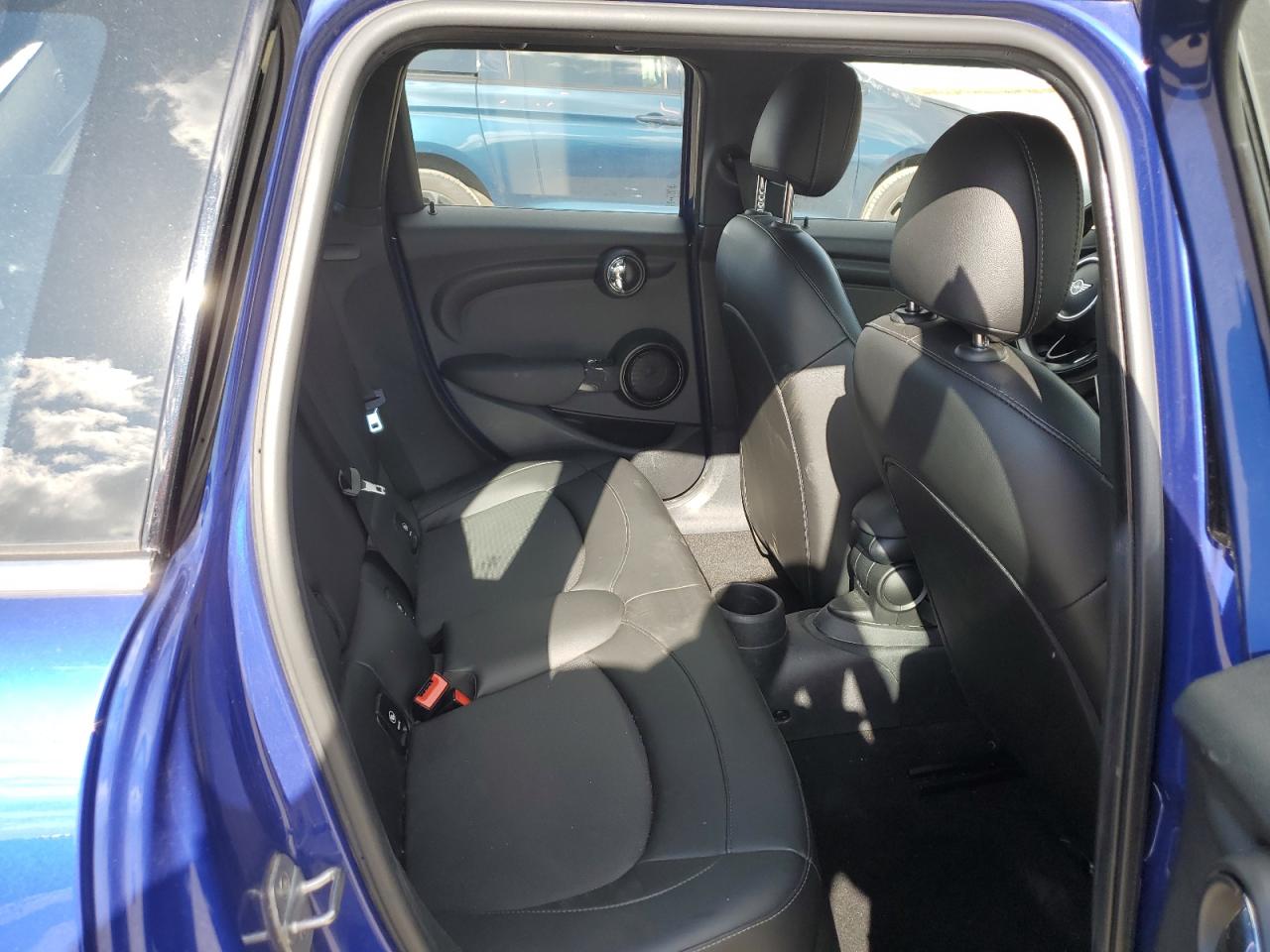 2020 Mini Cooper VIN: WMWXU7C00L2M18572 Lot: 90666355