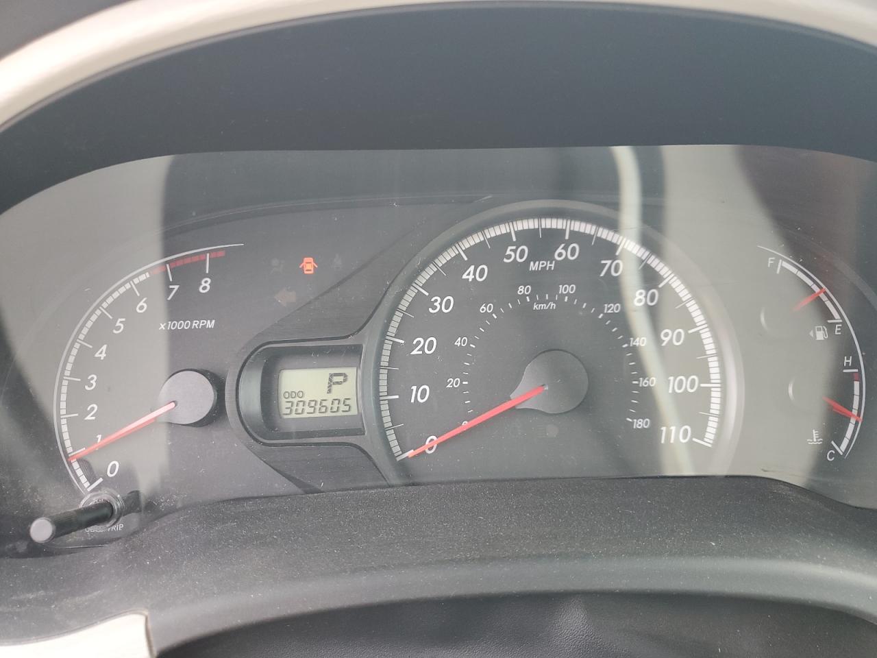 2011 Toyota Sienna Le VIN: 5TDKK3DC8BS042800 Lot: 83857695