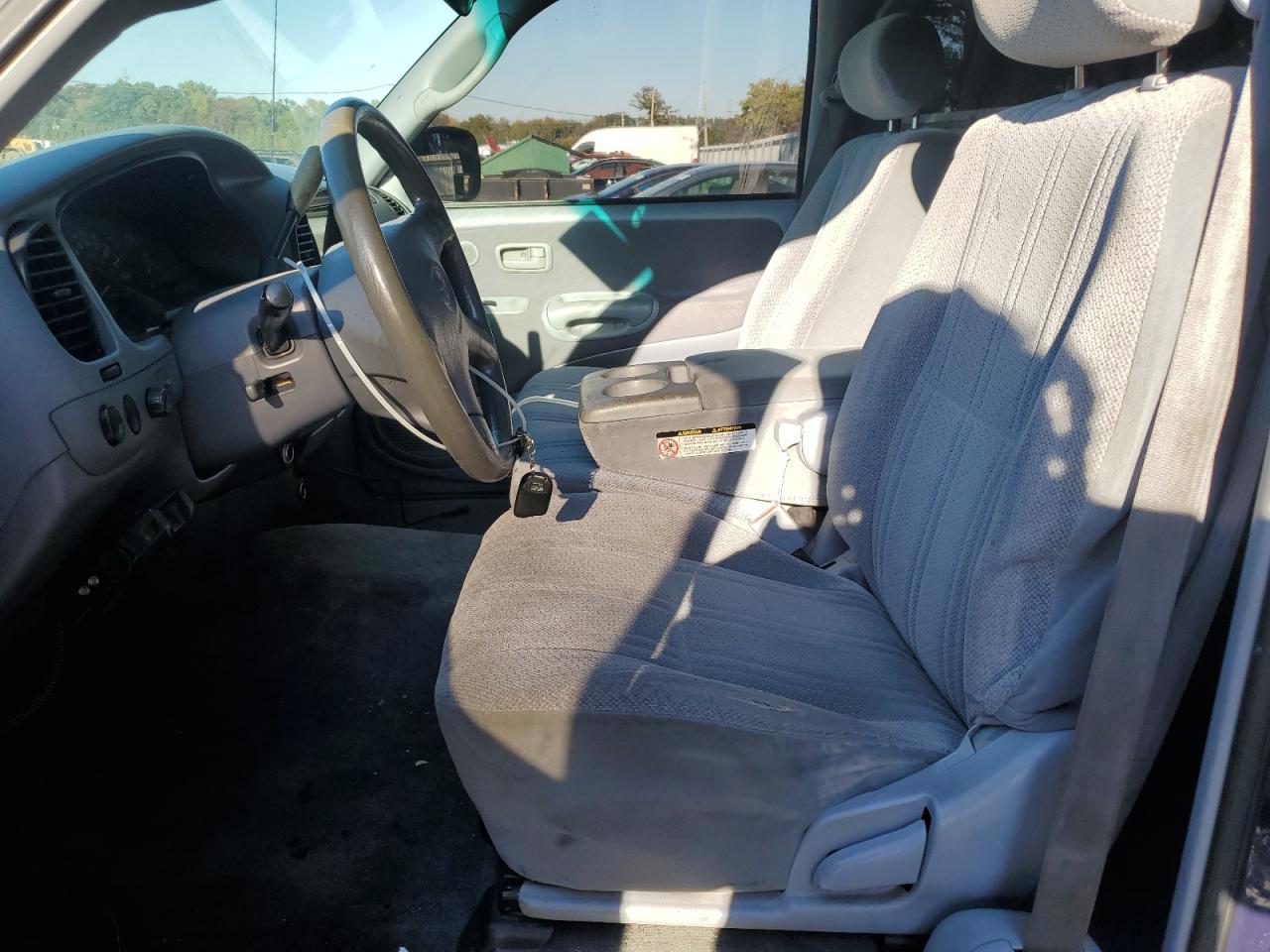 2002 Toyota Tundra Access Cab VIN: 5TBBT44172S272211 Lot: 82244315