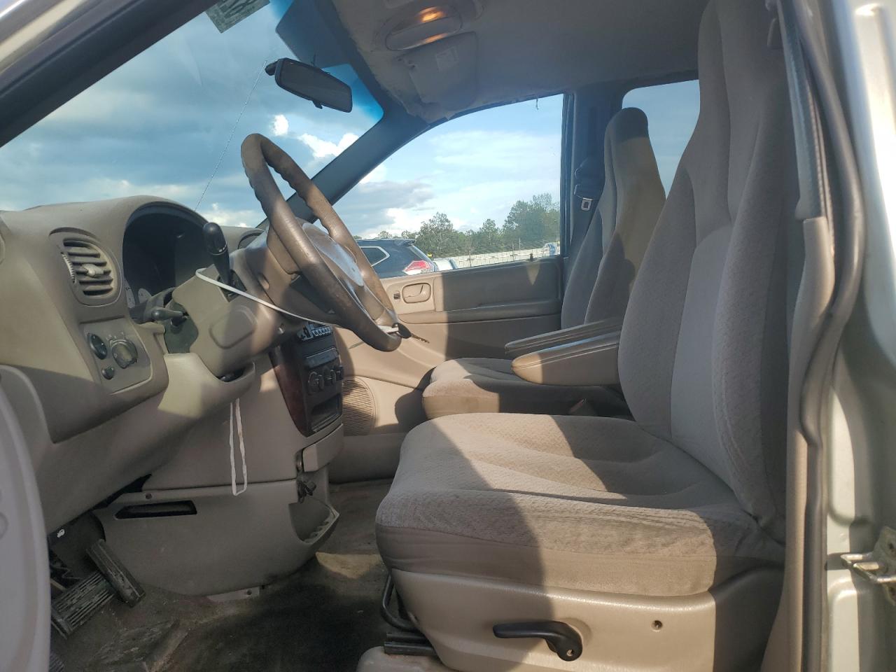 2003 Chrysler Town & Country Lx VIN: 2C4GP44363R114973 Lot: 82255625