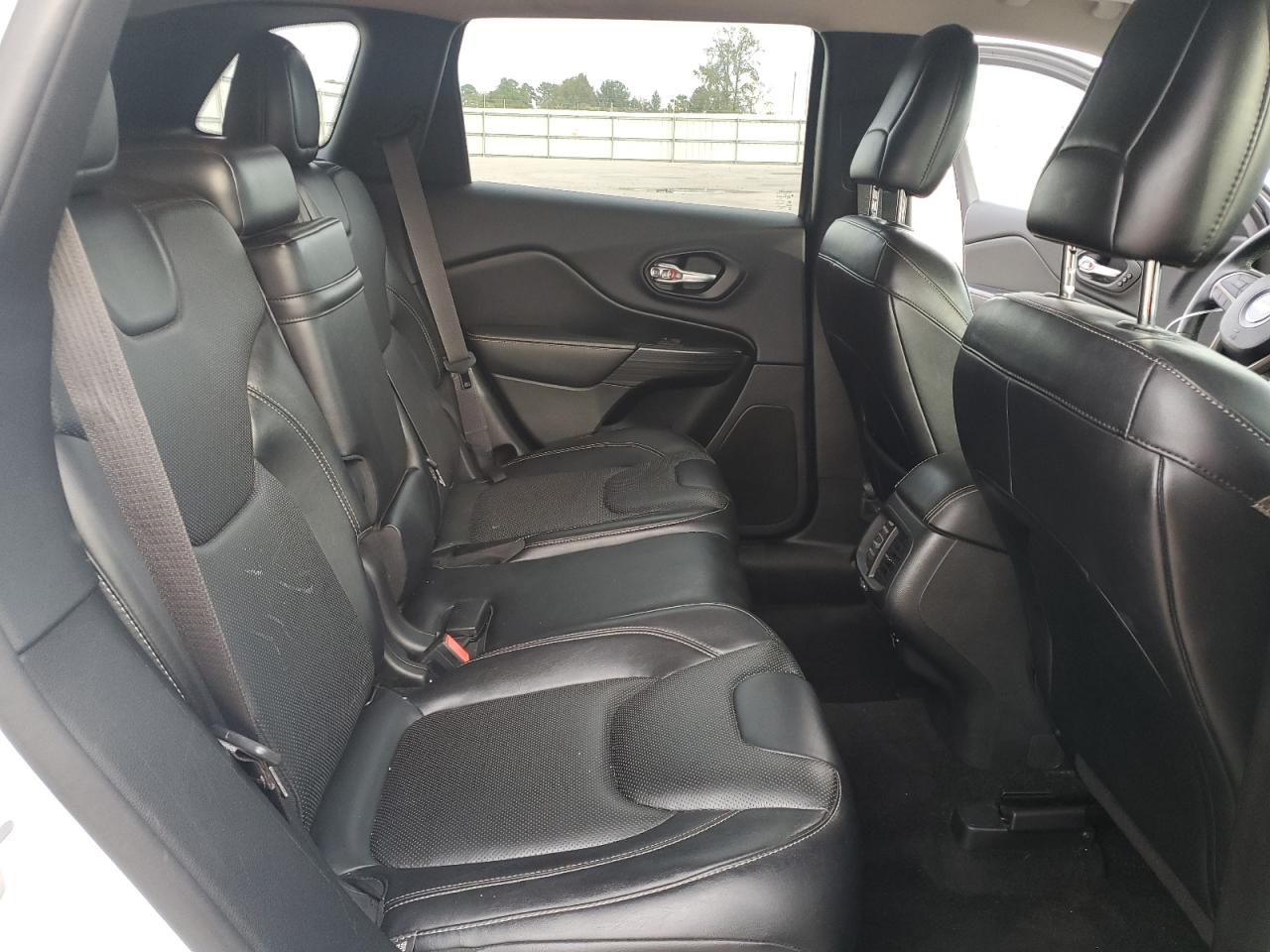 2014 Jeep Cherokee Limited VIN: 1C4PJLDS5EW258706 Lot: 82340325