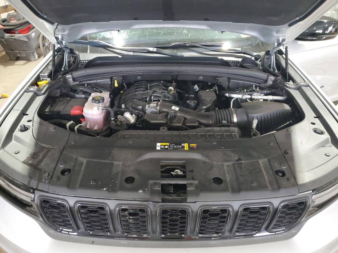 2025 Jeep Grand Cherokee L Laredo VIN: 1C4RJKAG5S8647297 Lot: 85648035