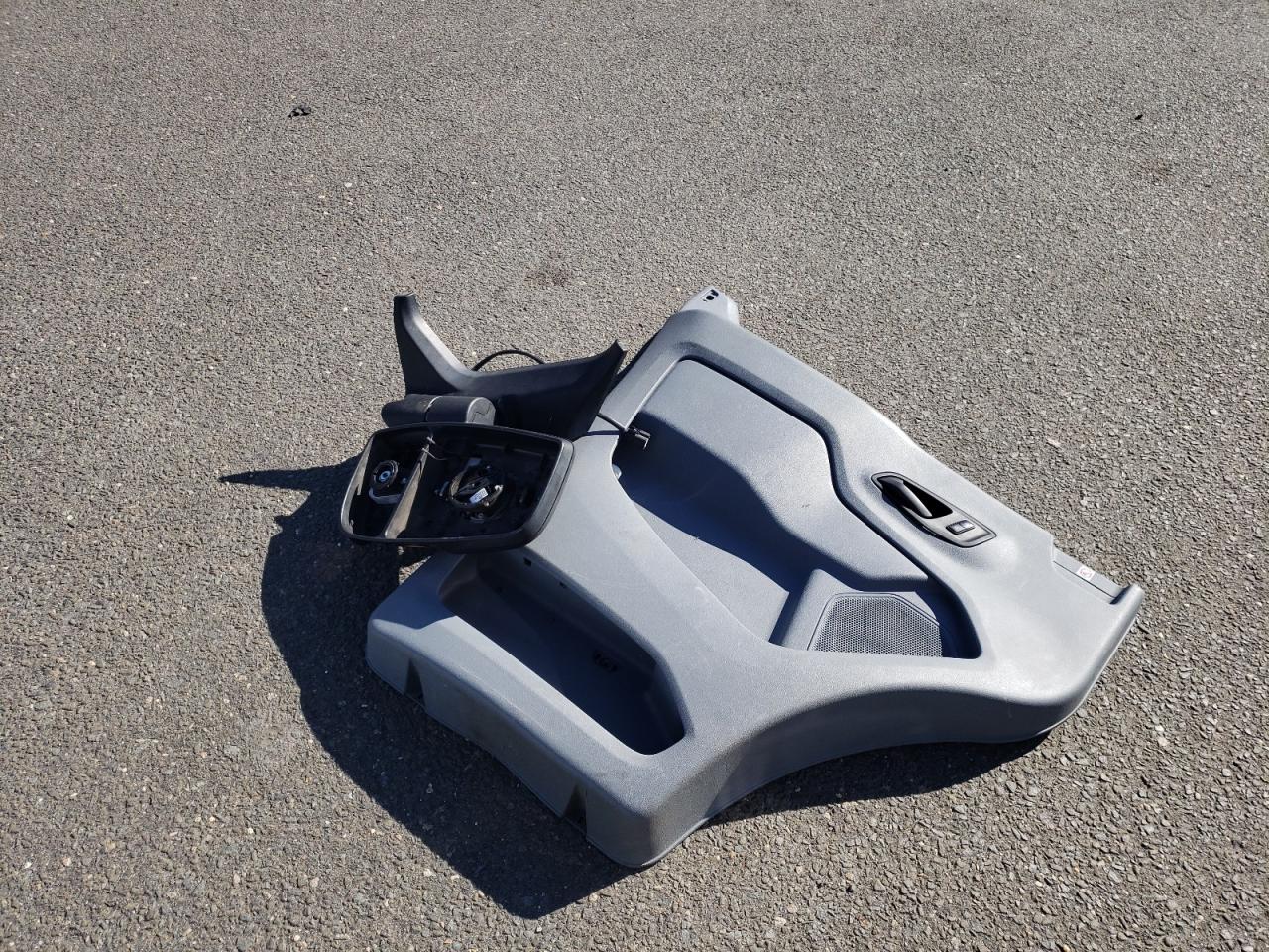 2019 Ford Transit Delivery Van VIN: 1FTYE2CM0KKB35632 Lot: 86290375