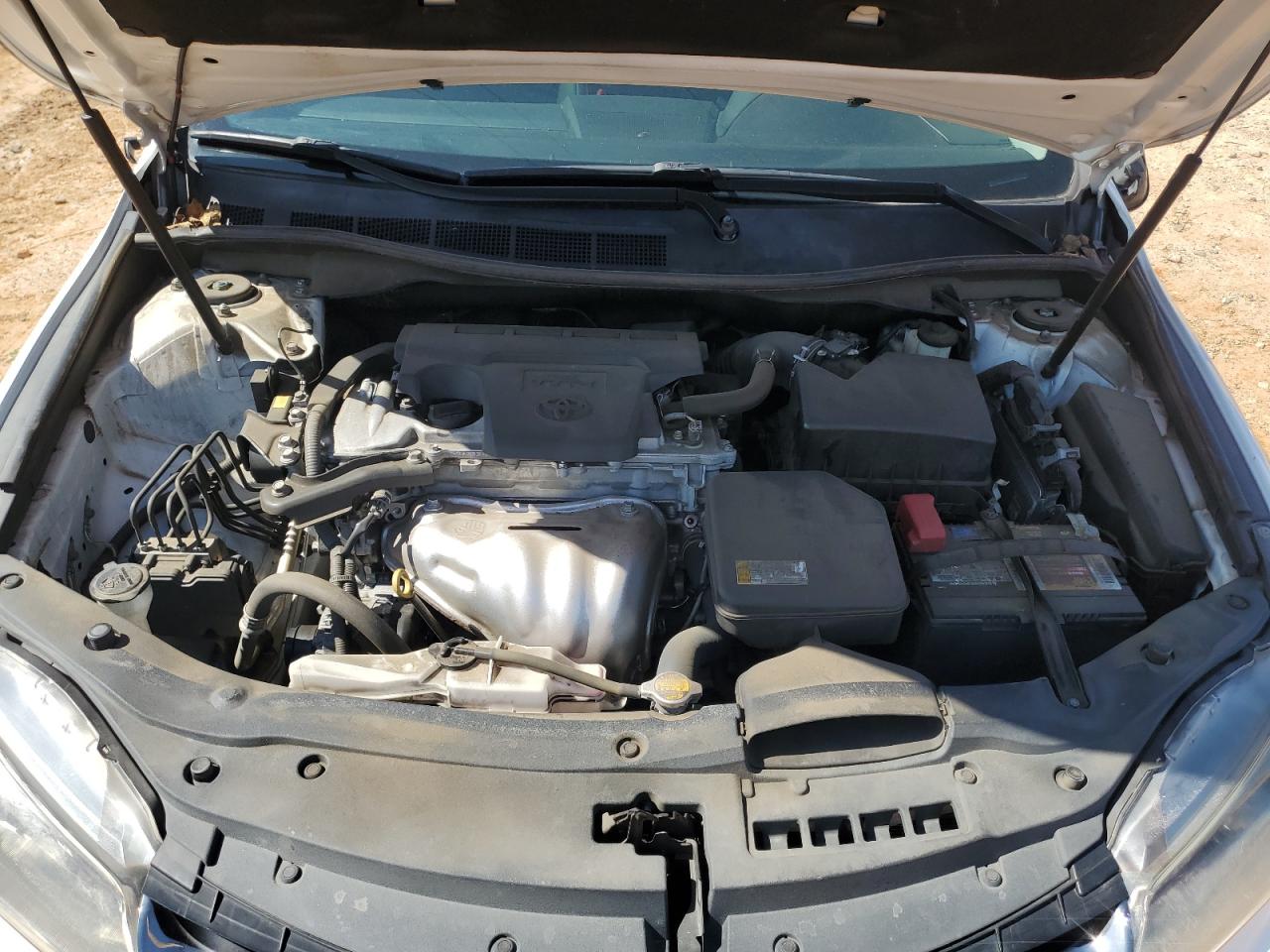 2015 Toyota Camry Le VIN: 4T1BF1FKXFU974037 Lot: 84889485