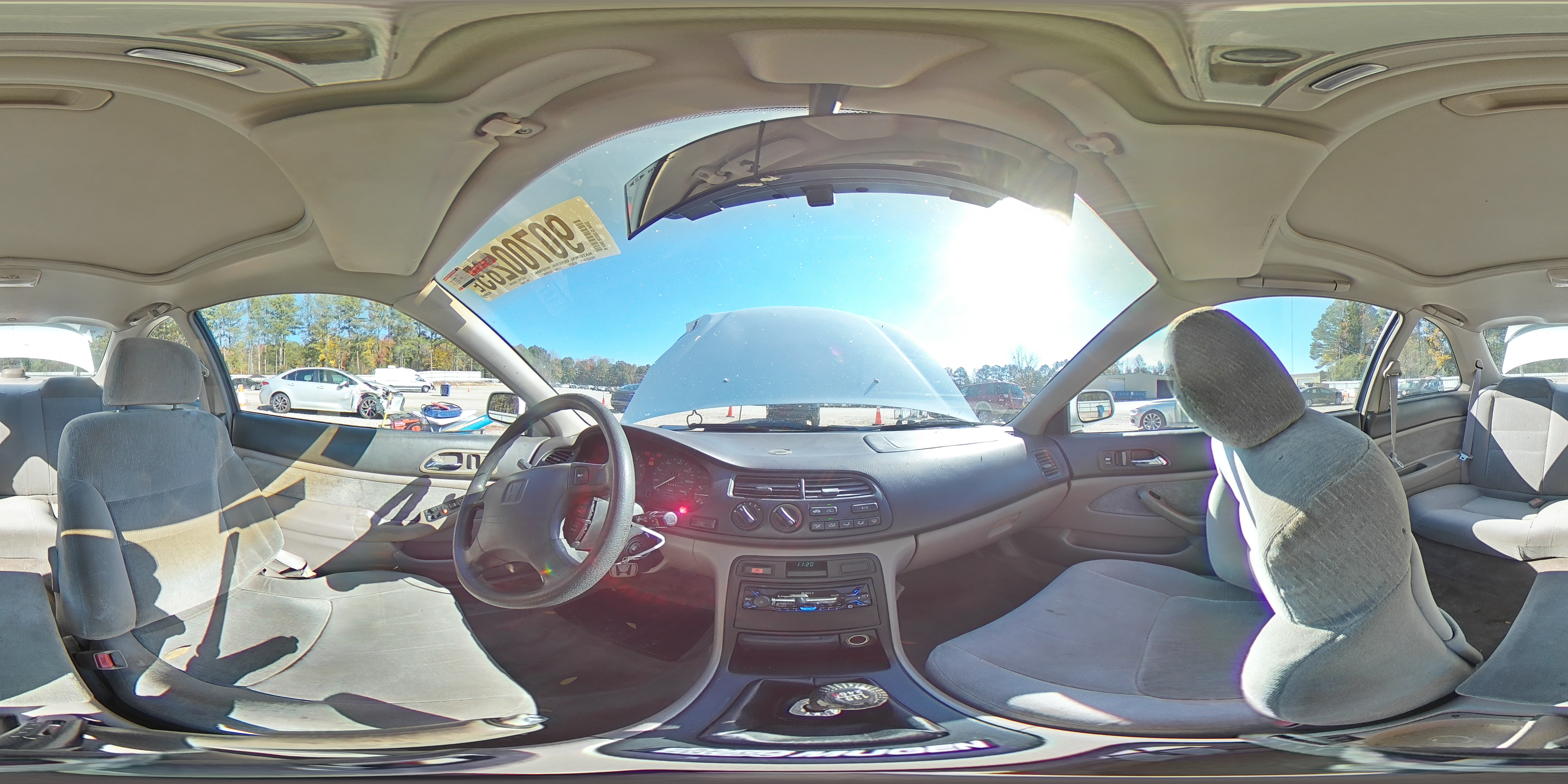 1996 Honda Accord Ex VIN: 1HGCD7153TA010901 Lot: 90700285