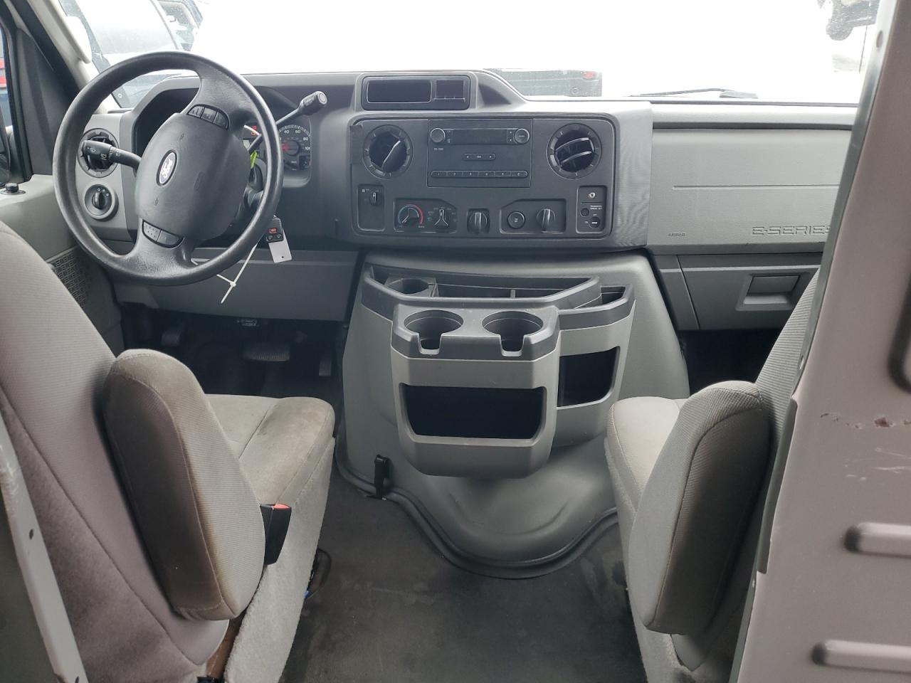 2013 Ford Econoline E250 Van VIN: 1FTNE2EW0DDA45793 Lot: 85312015