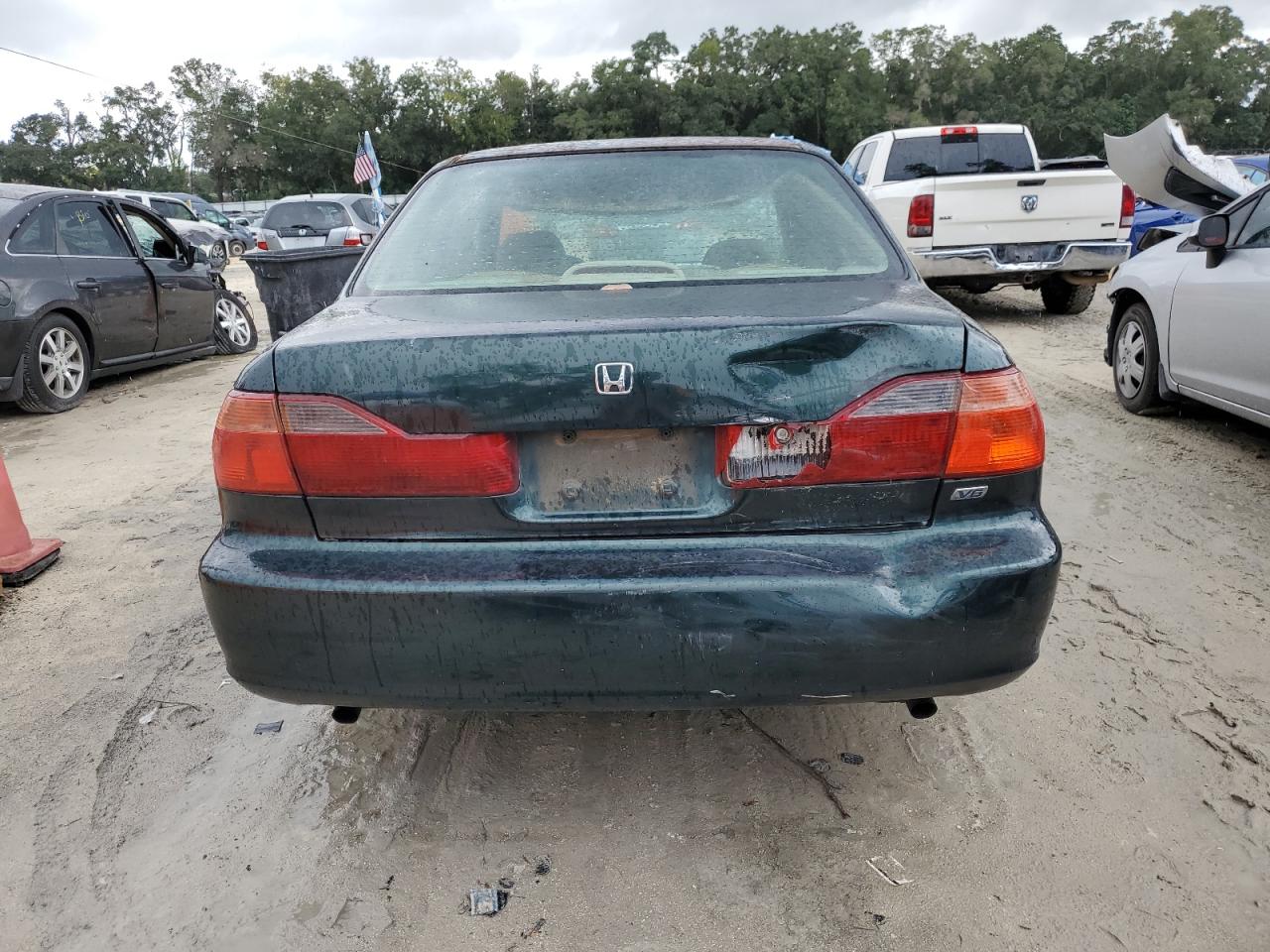 1998 Honda Accord Ex VIN: 1HGCG1651WA007741 Lot: 84753625