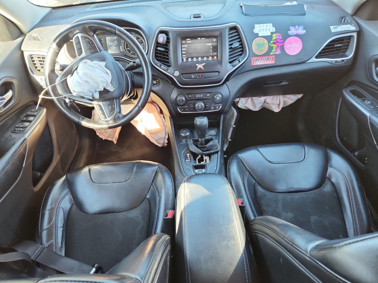 2019 Jeep Cherokee Latitude Plus VIN: 1C4PJMLB3KD211124 Lot: 89435195