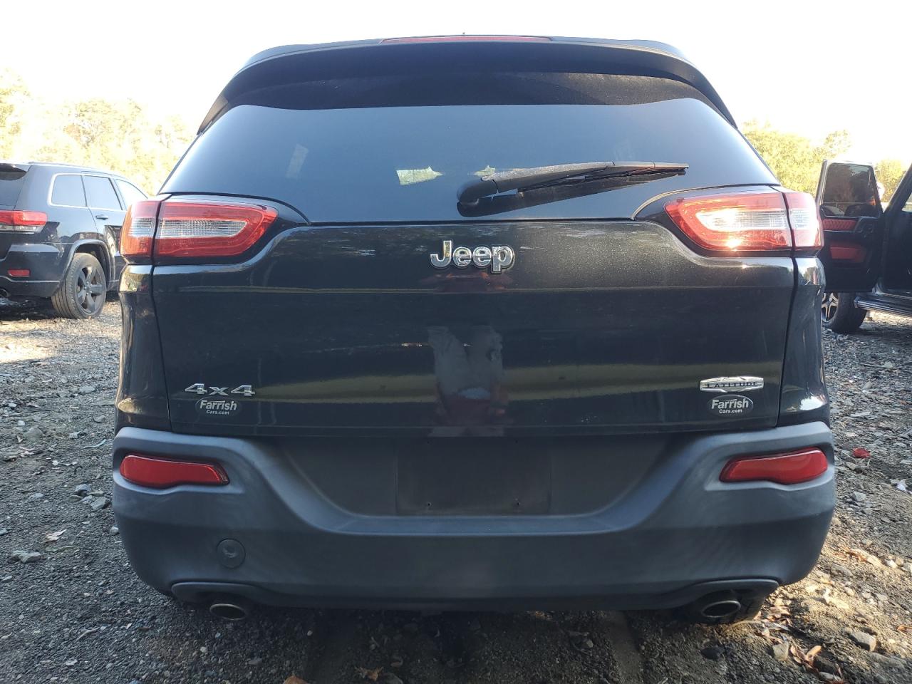 2014 Jeep Cherokee Latitude VIN: 1C4PJMCS1EW114318 Lot: 82636305