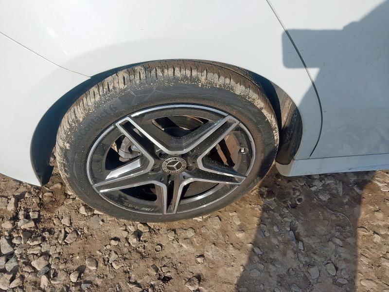 2022 MERCEDES-BENZ A 200 AMG LINE EXECUTIVE 