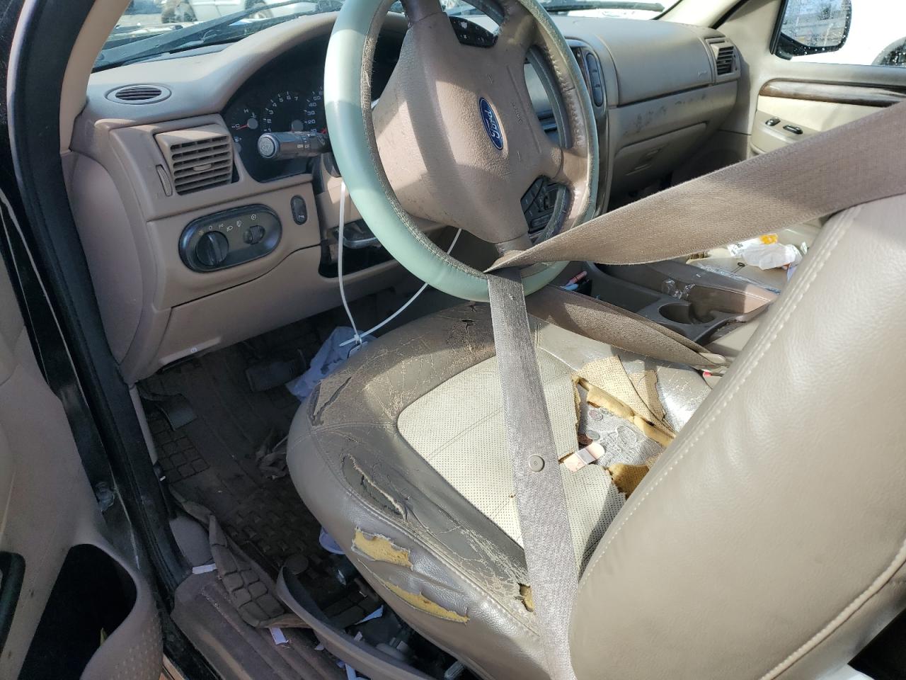 2004 Ford Explorer Eddie Bauer VIN: 1FMZU64W54ZA13952 Lot: 86152315