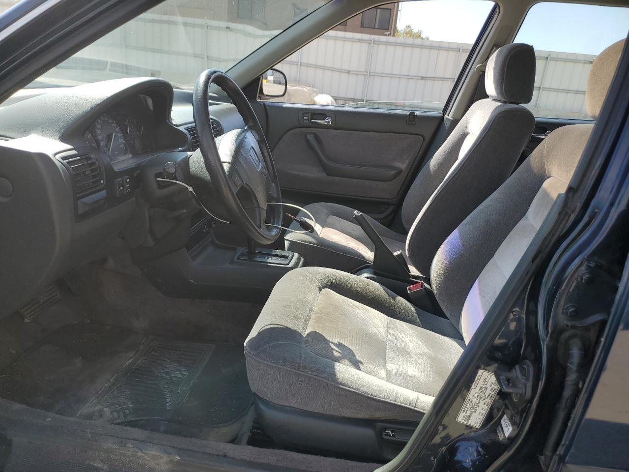 1992 Honda Accord Ex VIN: 1HGCB9873NA009890 Lot: 85316135