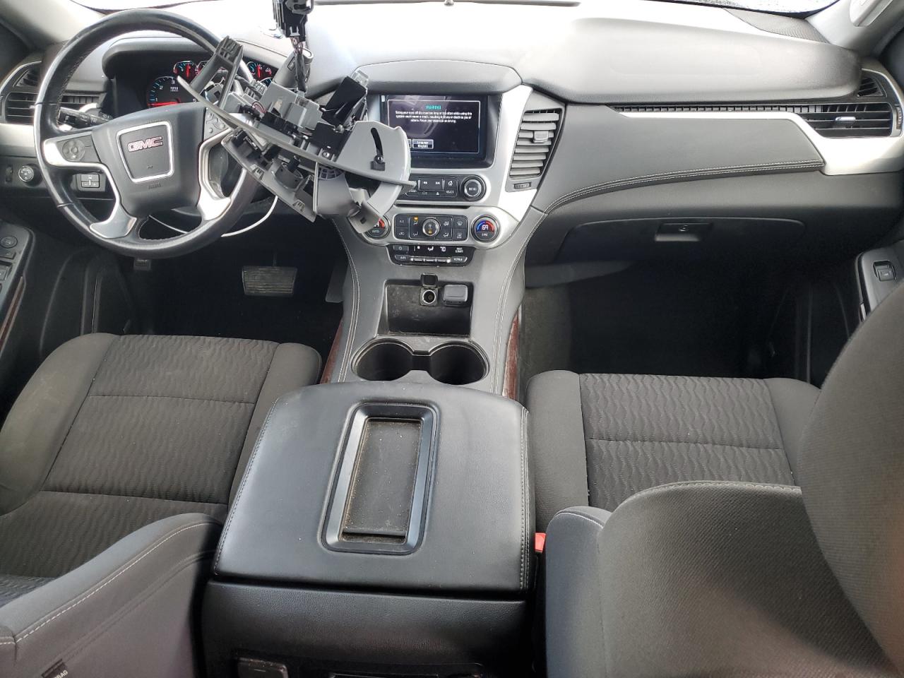 2018 GMC Yukon Sle VIN: 1GKS2AKC7JR344393 Lot: 90571945