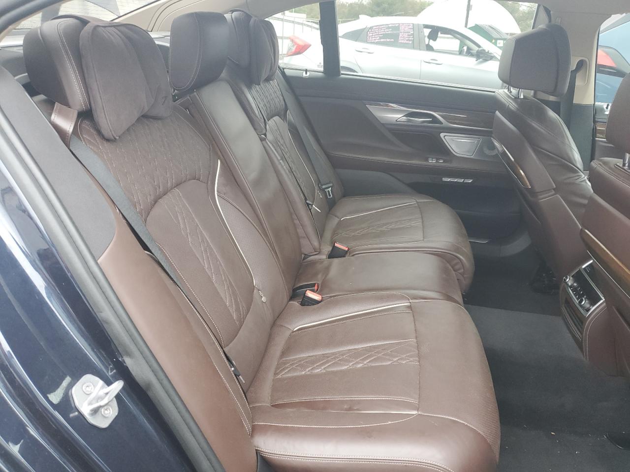 2016 BMW 750 Xi VIN: WBA7F2C55GG415720 Lot: 86704275