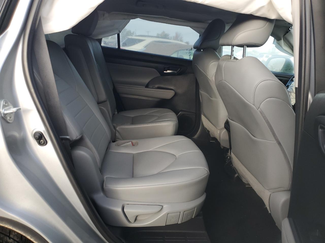 2021 Toyota Highlander Xle VIN: 5TDHZRBH3MS148002 Lot: 82375015