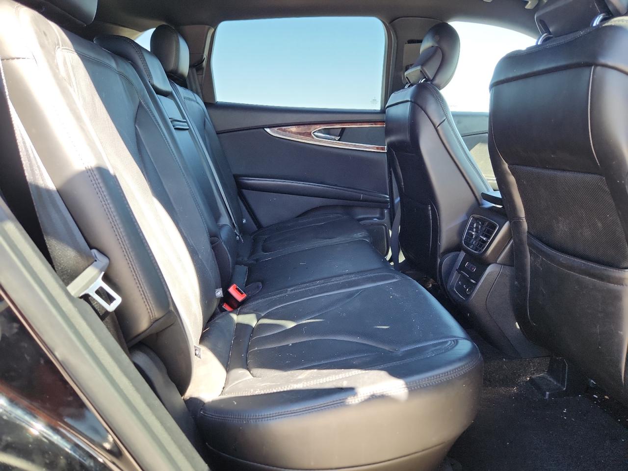 2016 Lincoln Mkx Reserve VIN: 2LMTJ8LRXGBL74403 Lot: 89695075