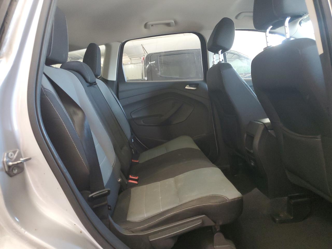 2016 Ford Escape Se VIN: 1FMCU9GXXGUA85596 Lot: 81211345