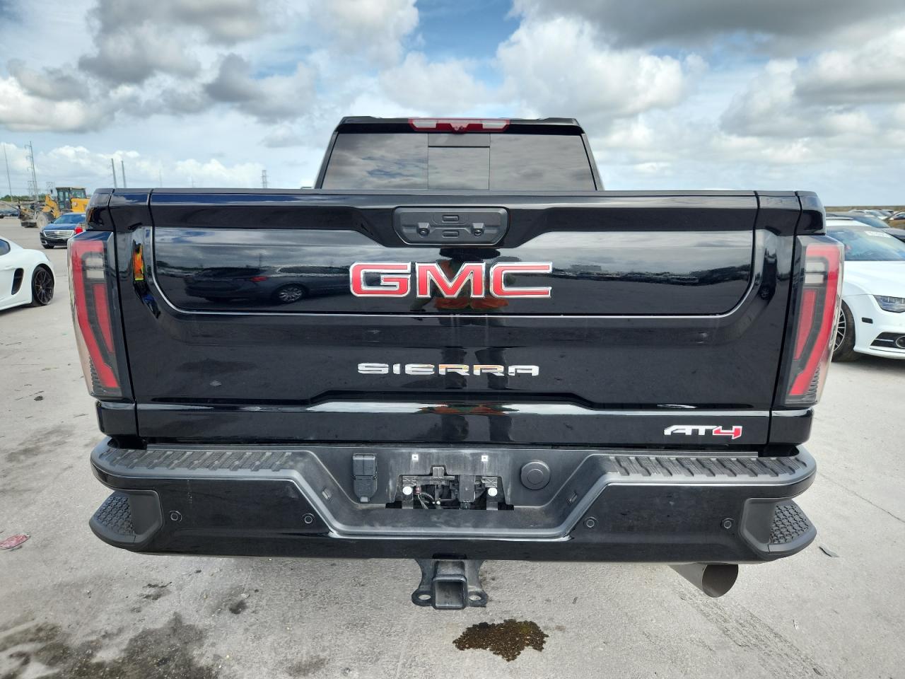 2024 GMC Sierra K2500 At4 VIN: 1GT49PEY2RF334751 Lot: 85272665