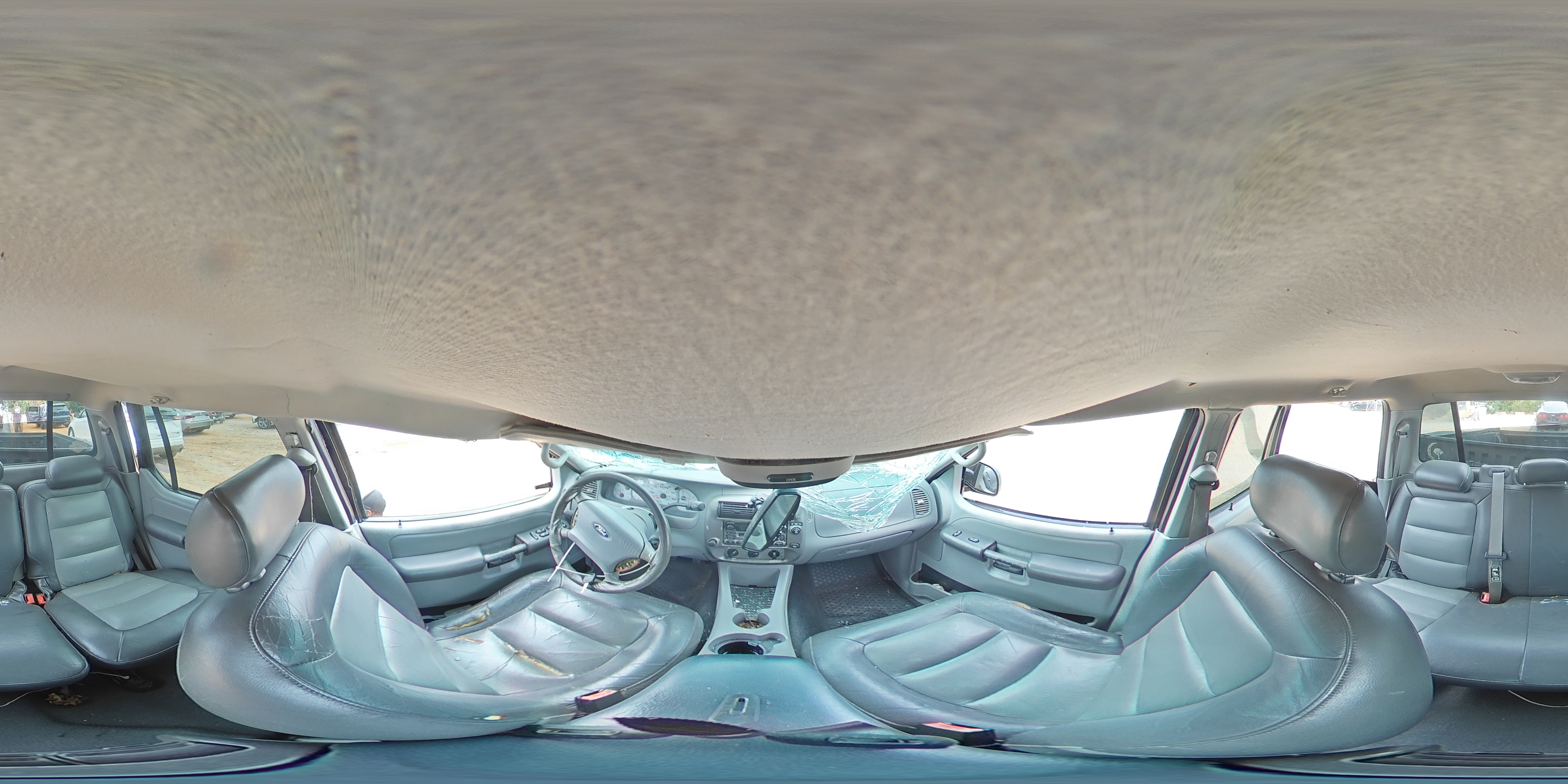 2003 Ford Explorer S VIN: 1FMZU67E03UA33086 Lot: 82234375