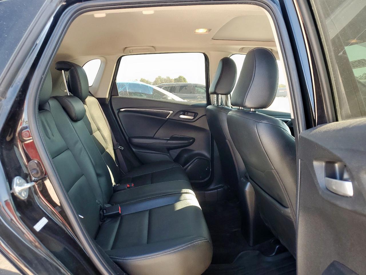 2017 Honda Fit Ex VIN: JHMGK5H81HS021471 Lot: 86188355