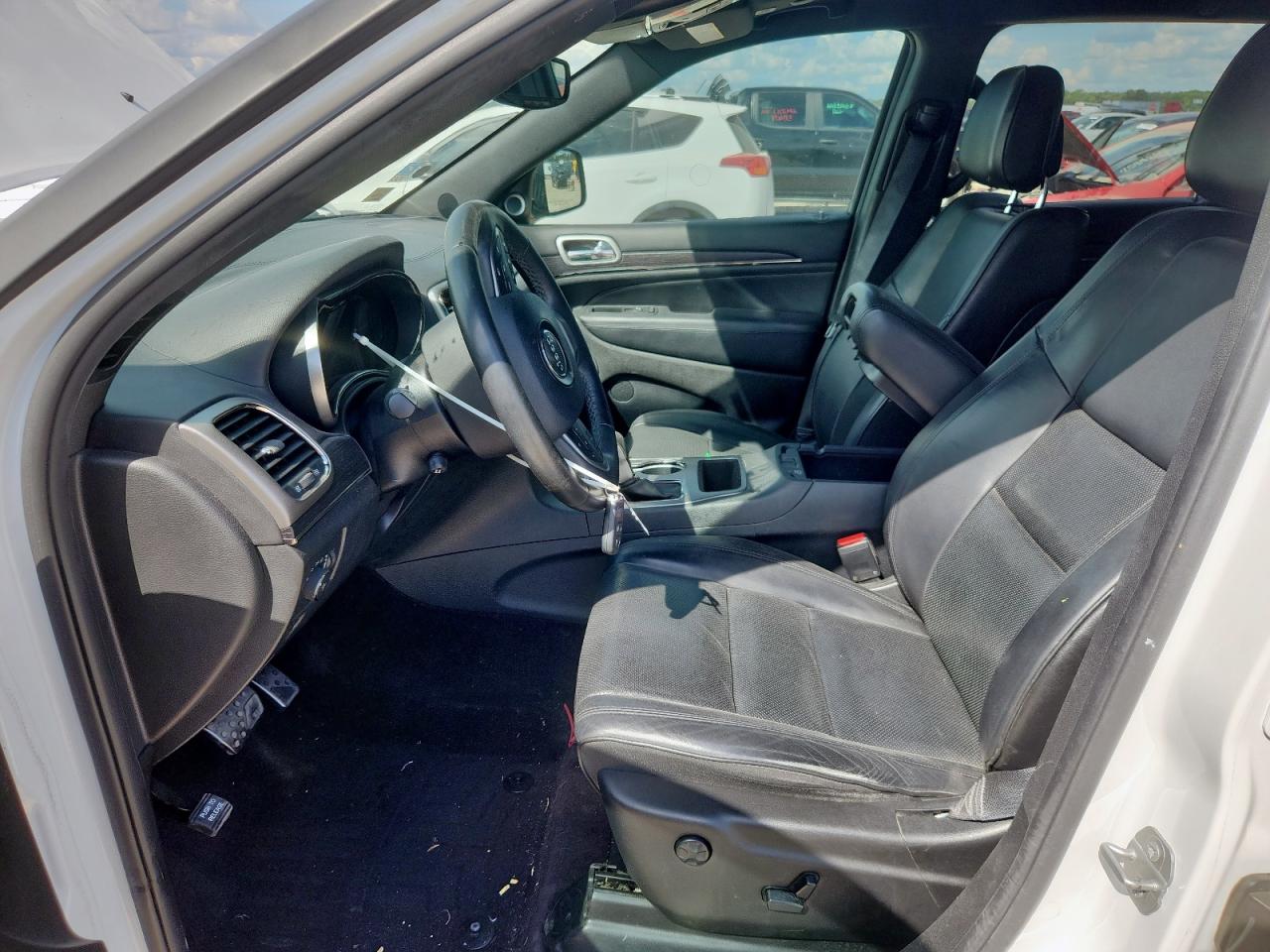 2018 Jeep Grand Cherokee Overland VIN: 1C4RJECG8JC407221 Lot: 85879975