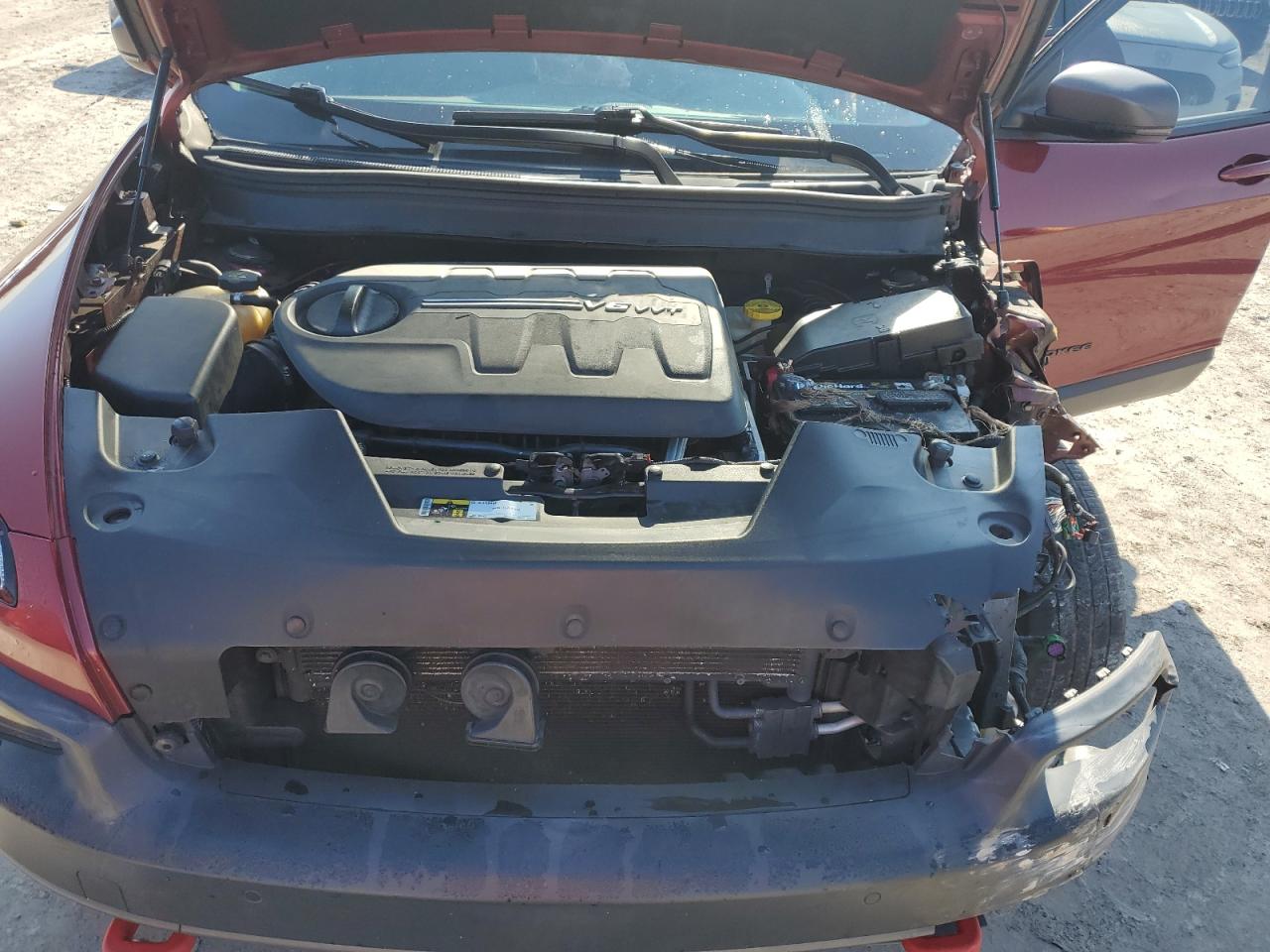 2015 Jeep Cherokee Trailhawk VIN: 1C4PJMBS7FW614339 Lot: 90843675