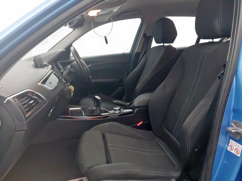 2017 BMW 118D SPORT 