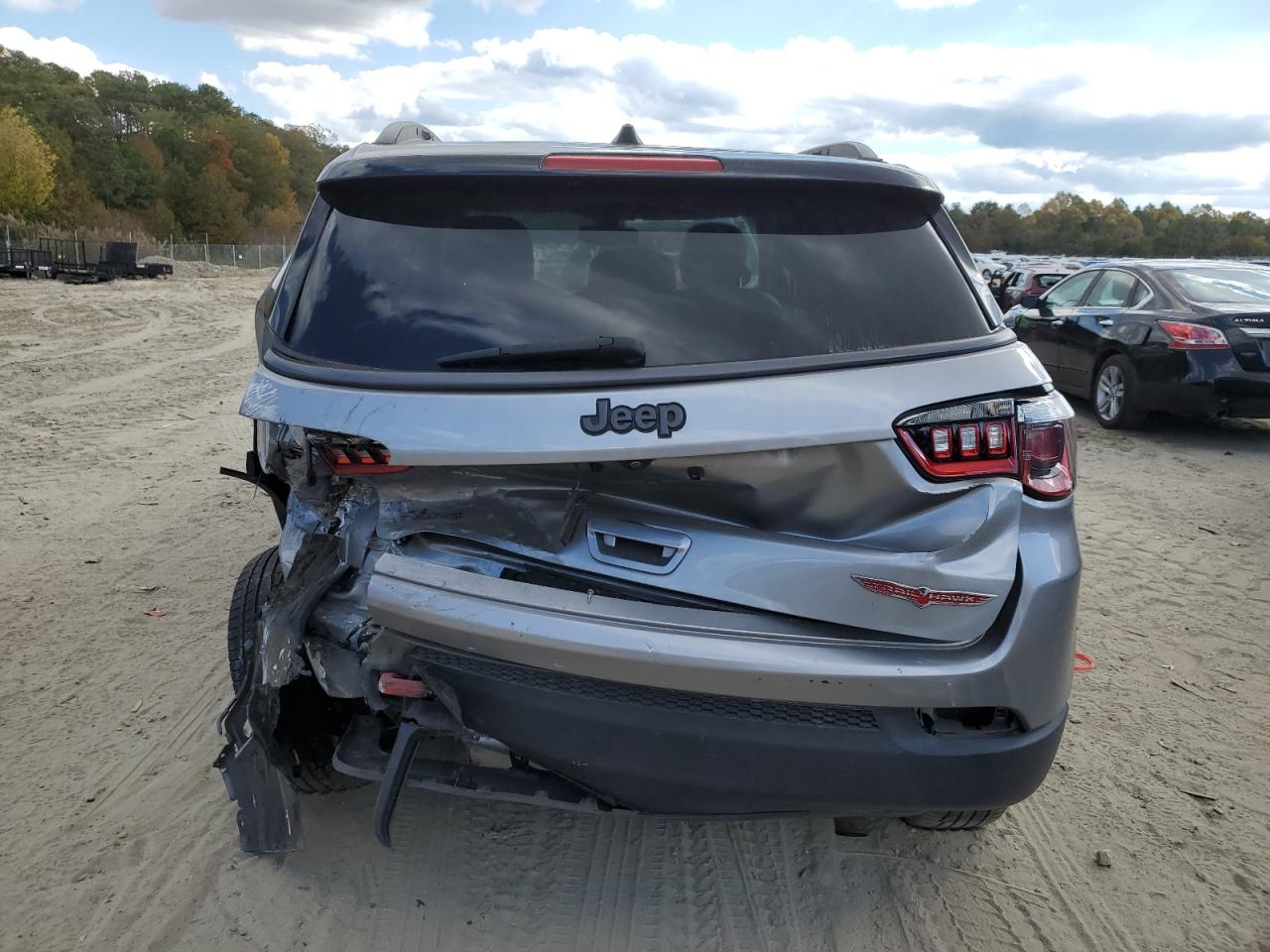 2020 Jeep Compass Trailhawk VIN: 3C4NJDDB8LT196170 Lot: 82654025