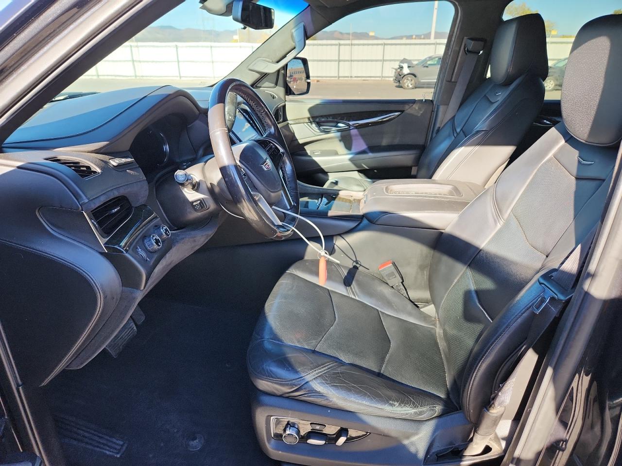 2019 Cadillac Escalade Platinum VIN: 1GYS4DKJ8KR327524 Lot: 87097705